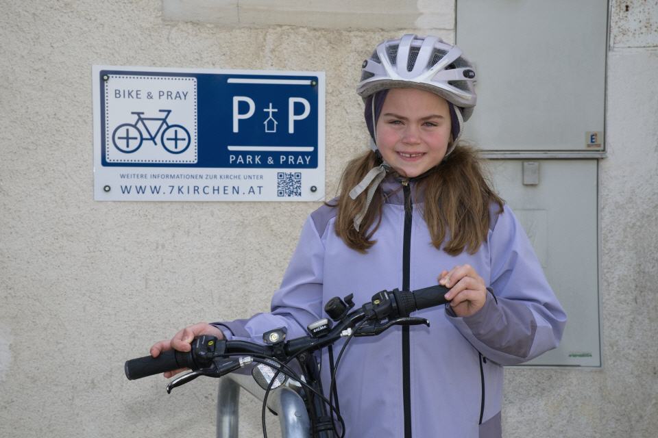 Emma Rittmann (8) in Schwadorf